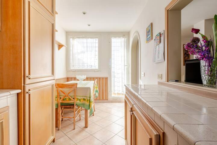 Casa Torvaianica Leilighet Eksteriør bilde